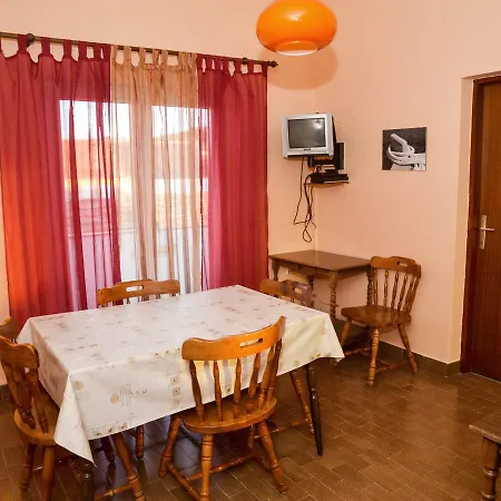 Apartment Lonic I.4