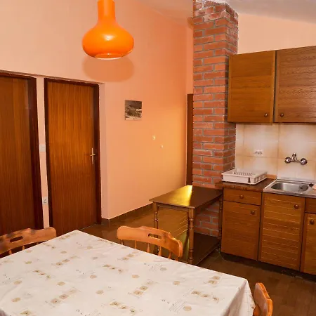 Apartmán Lonic I.4 Kukljica